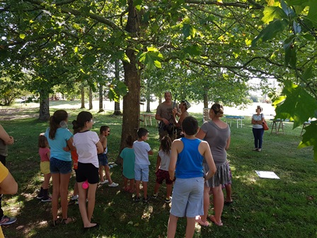 Prendre de la hauteur grâce à la grimpe d'arbre. Photo LPO